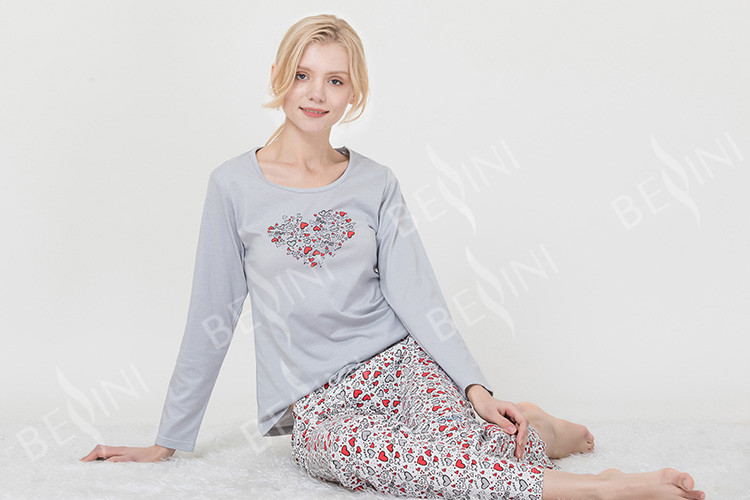  Lightweight Grey Womens Pyjama Sets Round Neck Long Sleeve Top / Printed Long Pants Manufactures