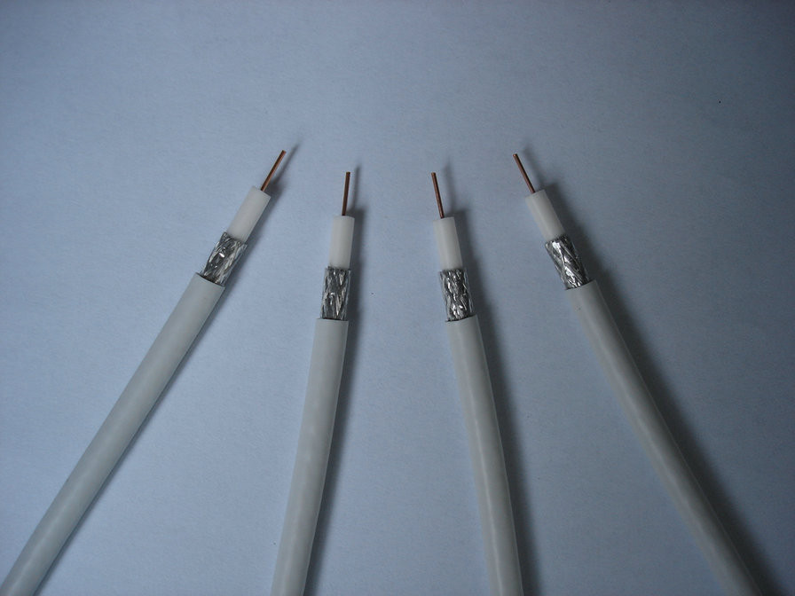 White Coaxial Audio Cable / Quad Shield Coaxial Cable / Low Loss Coaxial Cable 85dB Manufactures