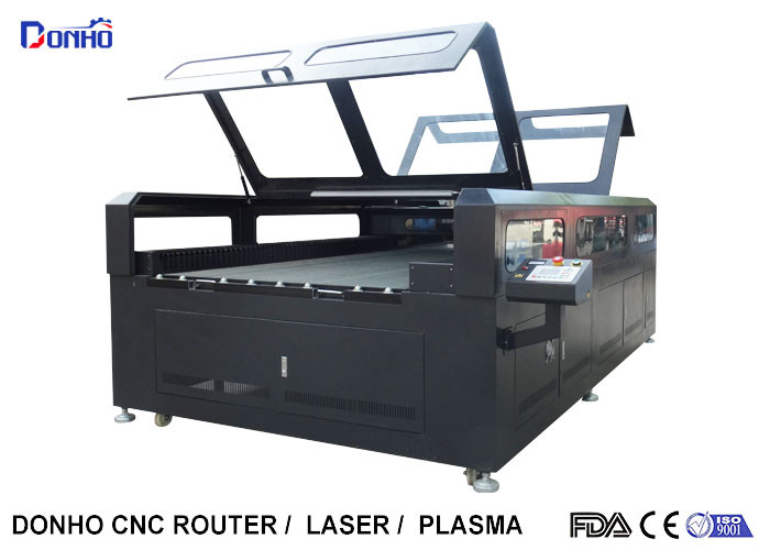  Double Protective Cover Co2 Laser Cutting Machine For Fabric / Crystal / Acrylic / Wood Manufactures