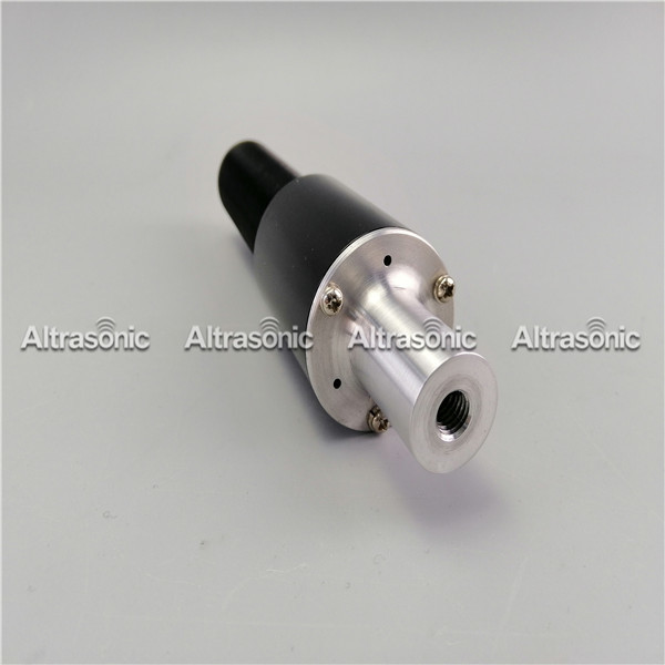 Buy cheap 35kHz 600W 2 Pieces Ceramics Ultrasonic Welding Transducer Titanium Alloy from wholesalers