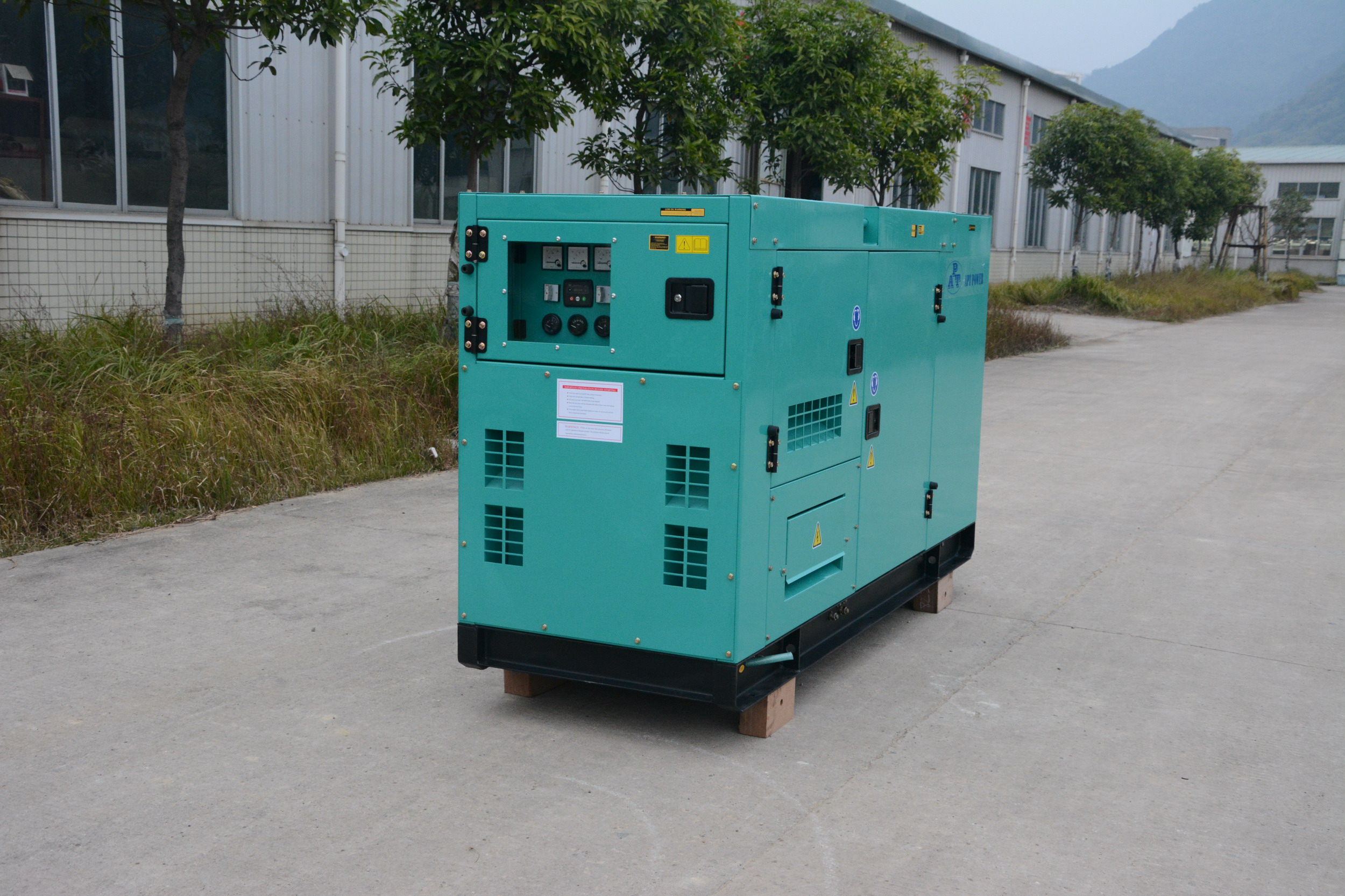  Industrial Power Generator with Soundproof, Steyr Engine Marathon Alternator, 94kVA Manufactures