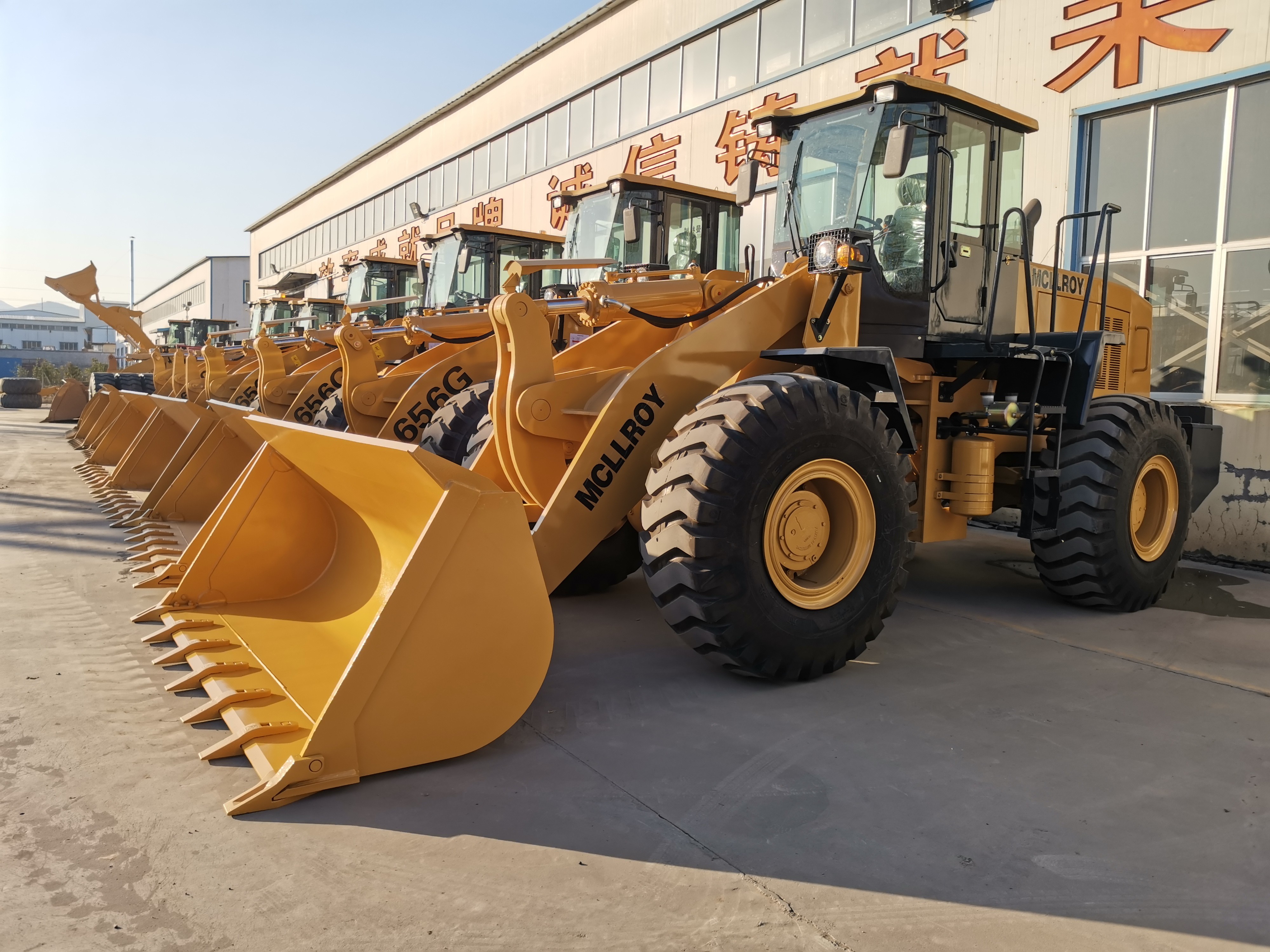  Water Cooling 656D 656G Heavy Duty Wheel Loader Manufactures