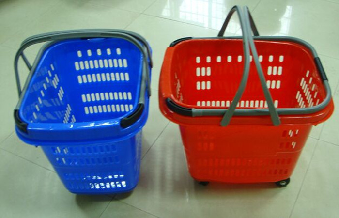  Colored Telescopic Handle Plastic Shopping Basket With Wheels 50 Litres Manufactures