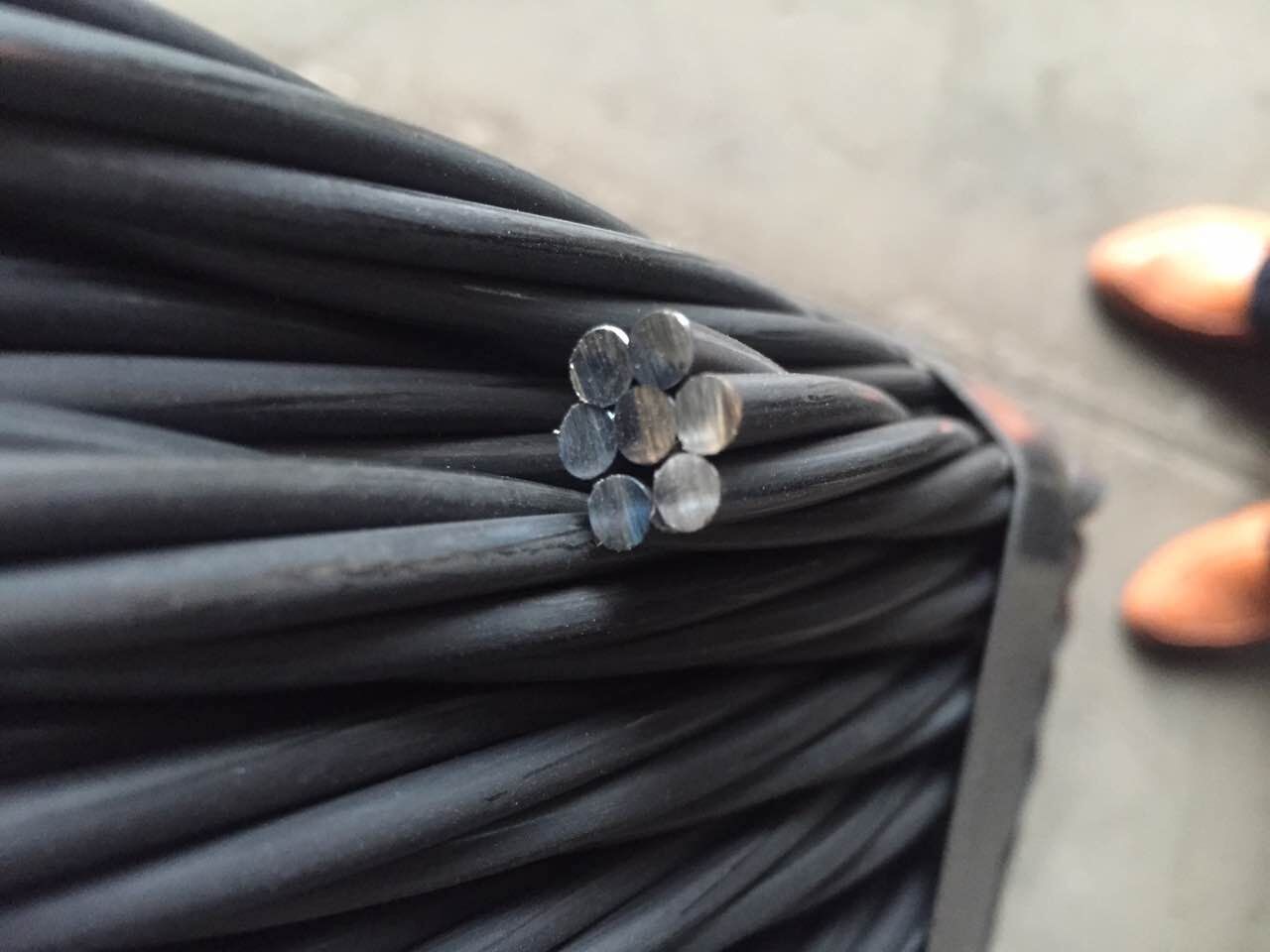  LRPC  High Tensile Low Relaxation PC Steel Wire 12.5mm Grade 1860 Manufactures