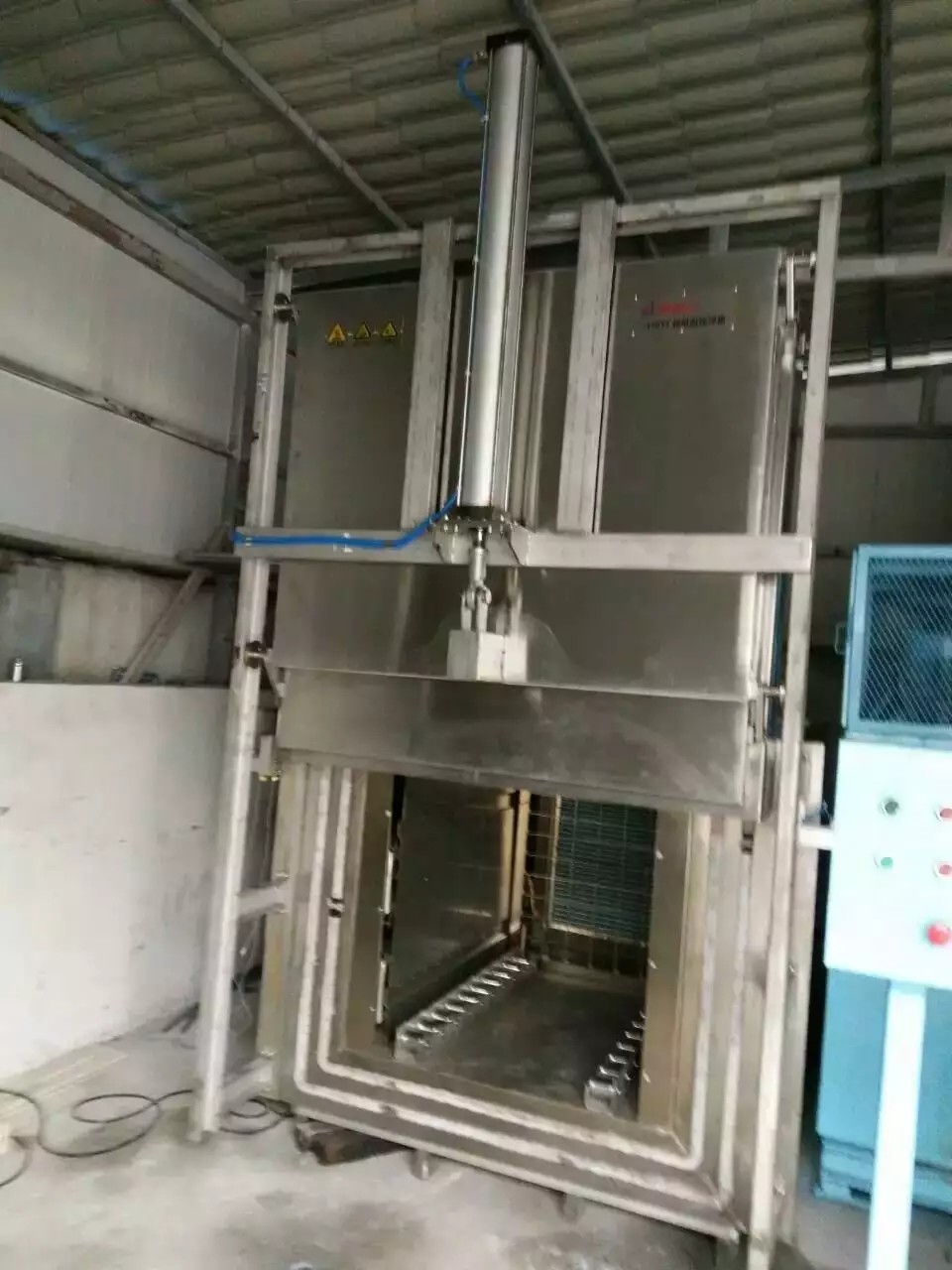 Minus 200C Multipurpose Furnace Cryogenic Treatment Ultra Low Temperature Chest Freezer 300C Manufactures