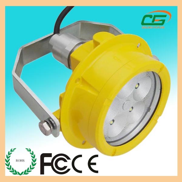  AC 110V Industrial Explosion Proof Led Lighting 20 W 5 CREE LEDS For Oil Store Manufactures
