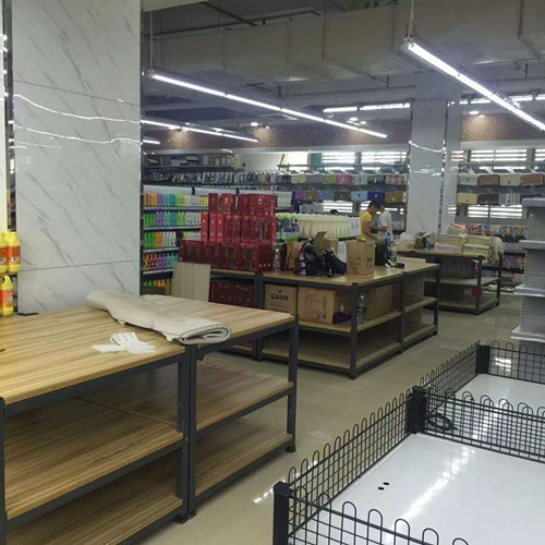  Foldable Wooden Retail Display Shelves With Metal Frame SGS ISO9001 Manufactures