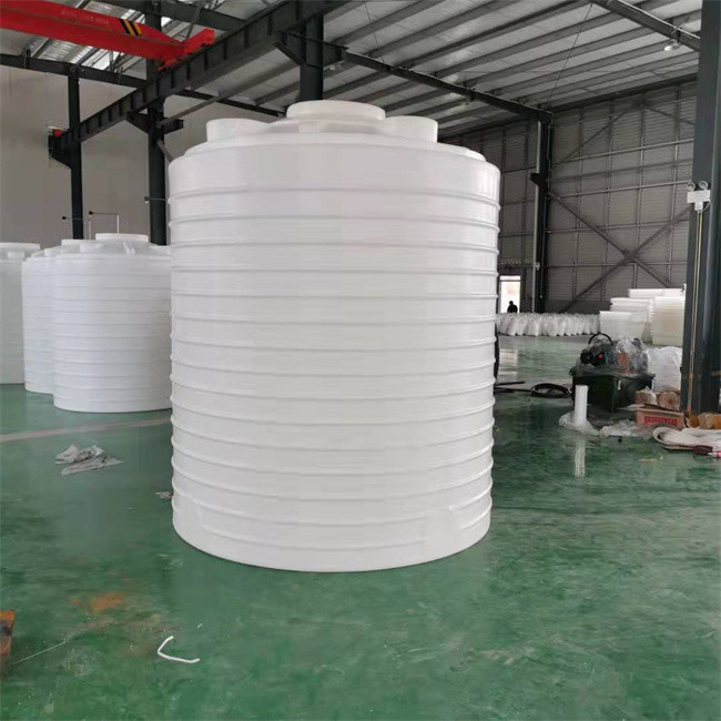  MPE Mirror Polished Rotomolding Water Tank 40000 Shots Rotor Molding Manufactures