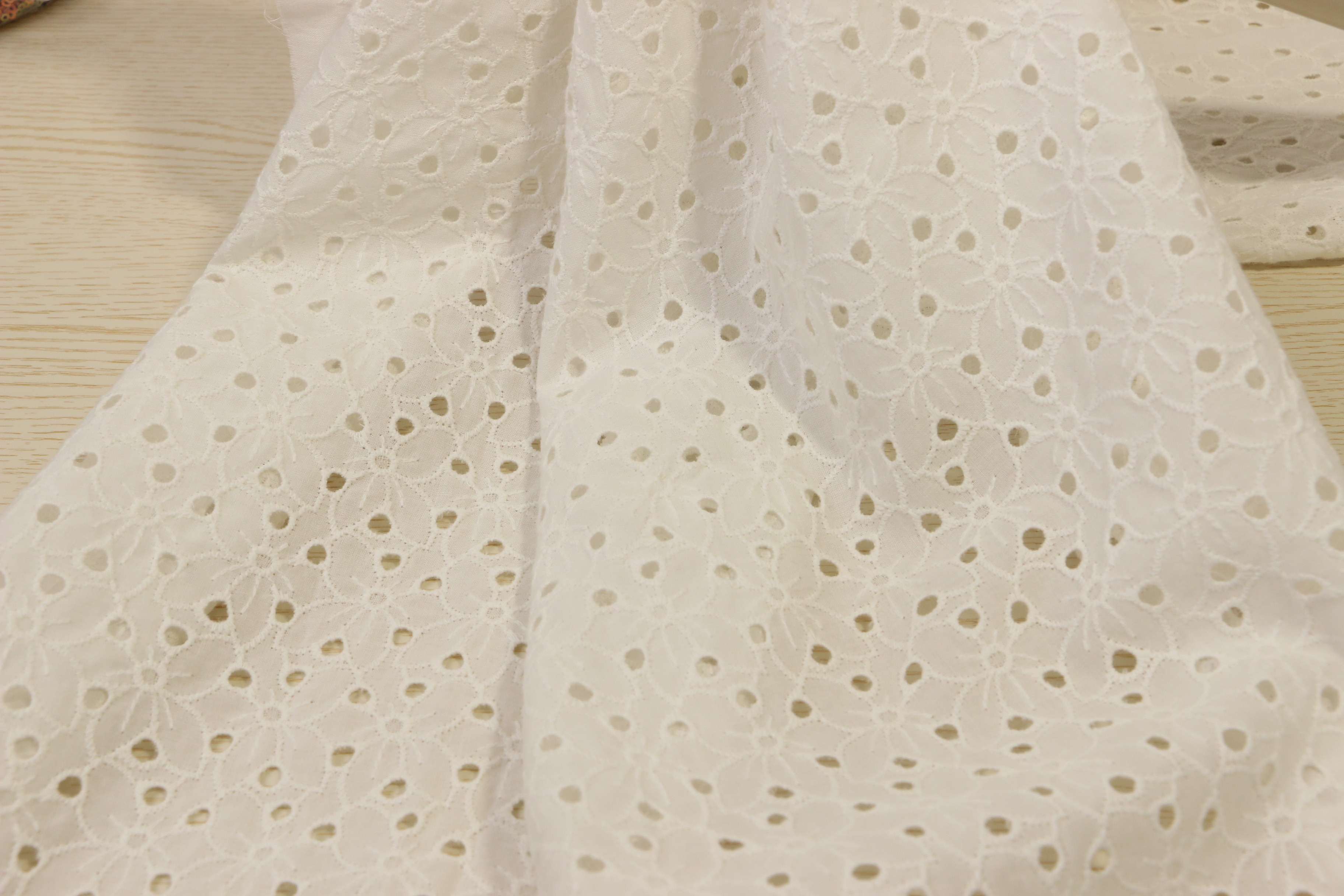  15yds Cotton Embroidered Lace Fabric Slim Transluscent For Multiapplication Manufactures