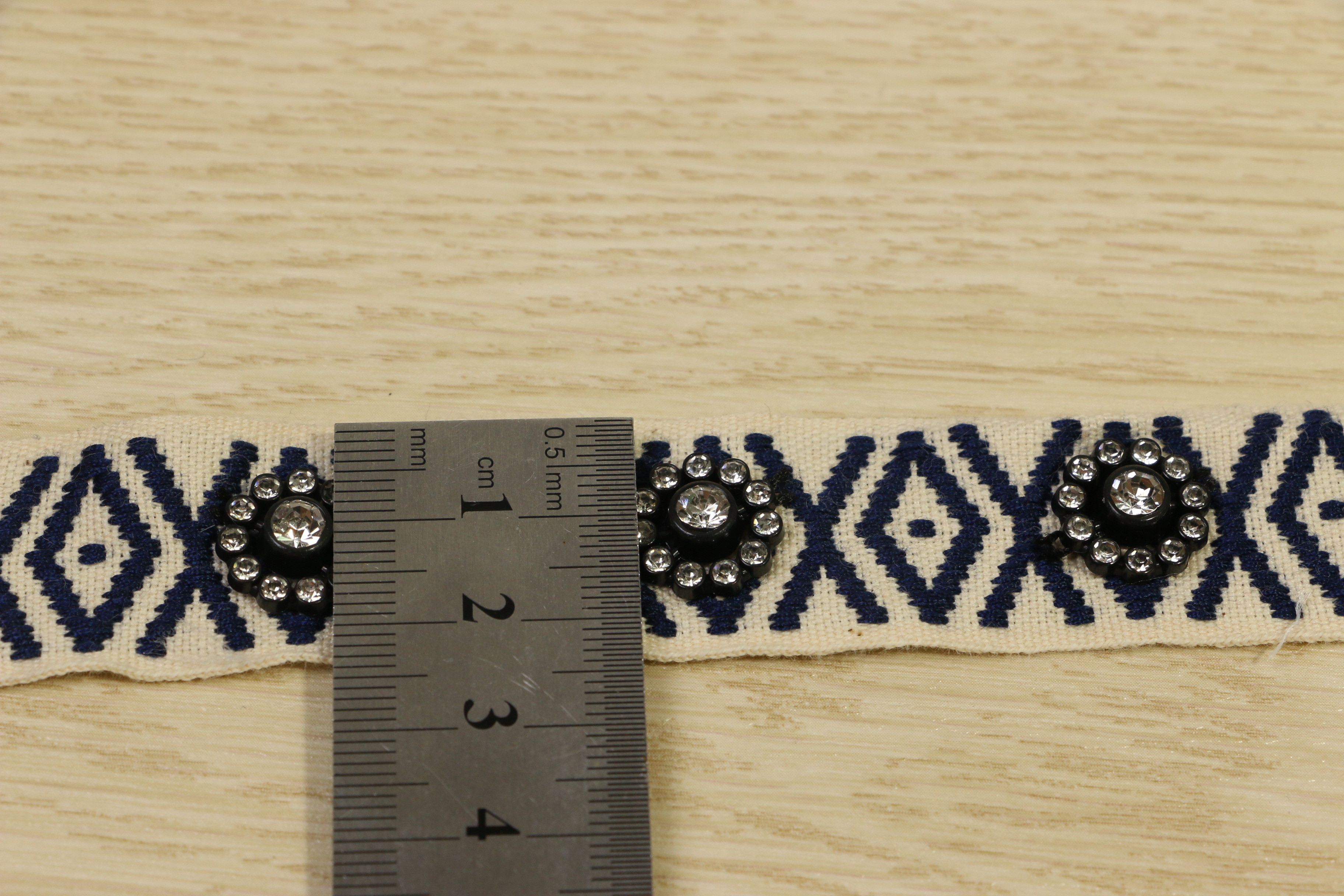  Rhinestone Woven Tapes Jacquard Webbing Nonstretched For Clothes Manufactures