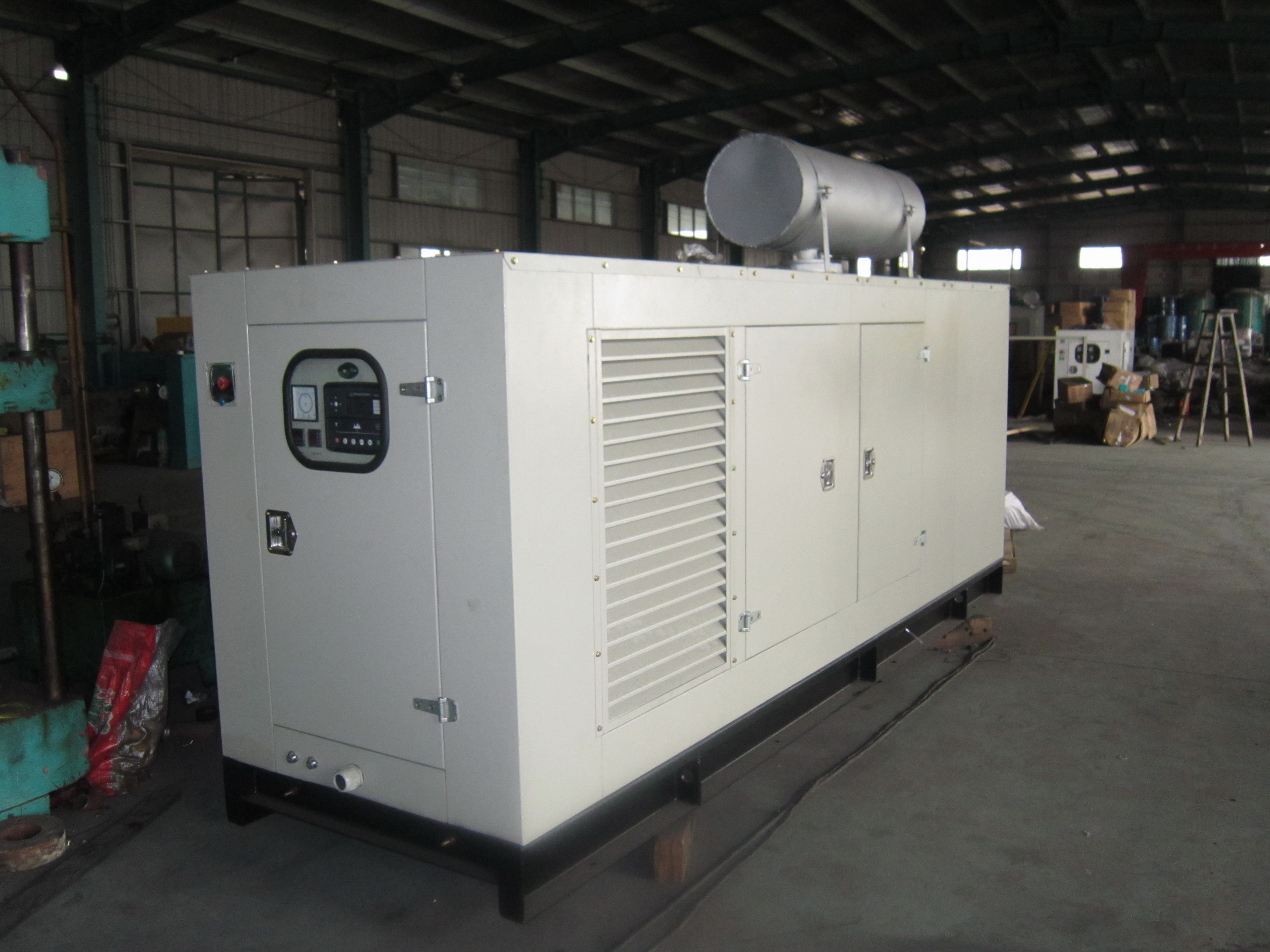  Soundproof diesel generator with 600kVA, Deutz engine marathon alternator 1800rpm at 60Hz Manufactures