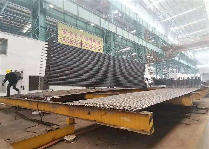  Horizontal Boiler Water Wall Panels 76 Mm For Gas Fired Hot Water Manufactures