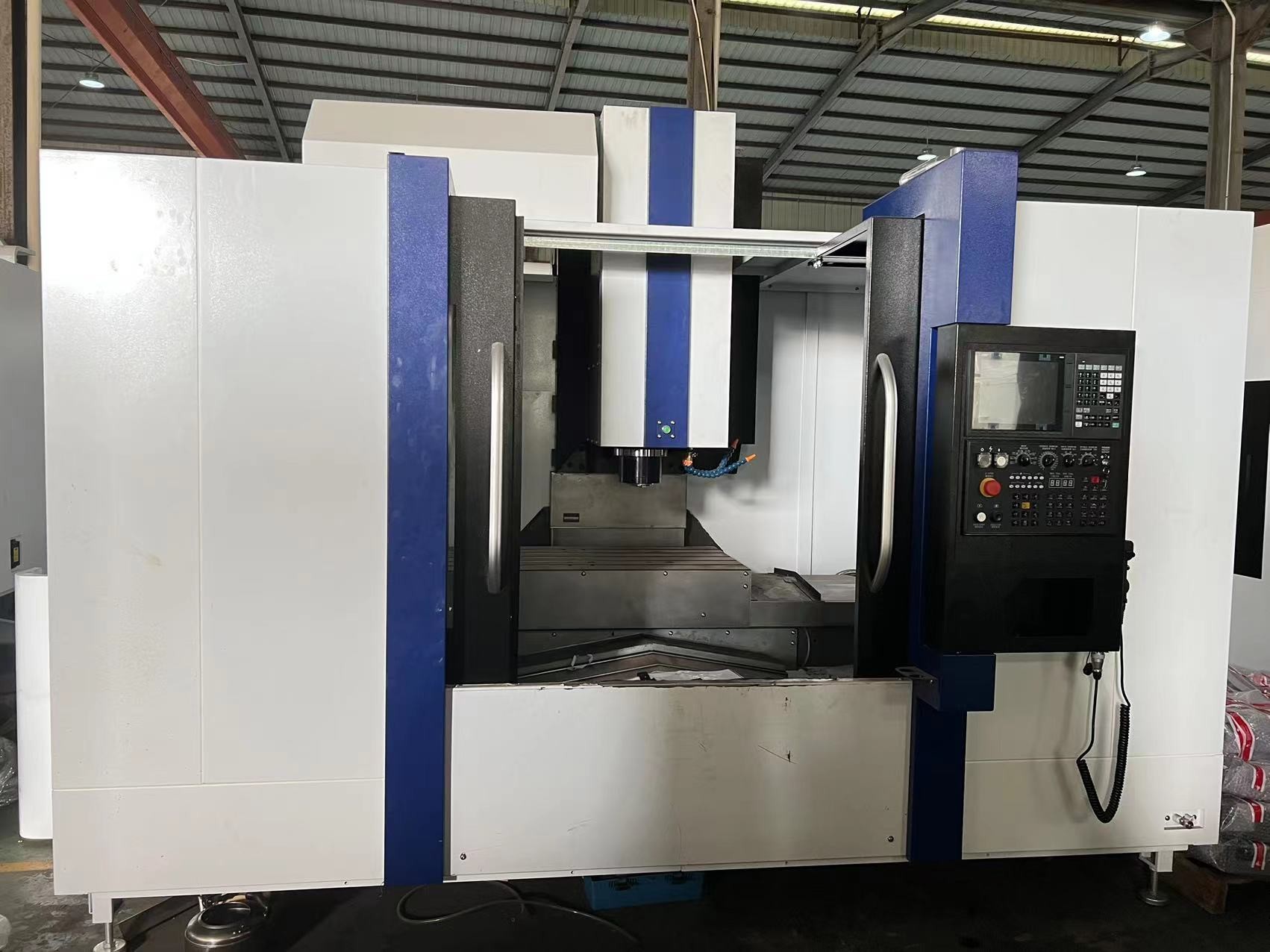  OEM CNC Turn Mill Center Machine 850 3 Axis VMC FANUC Mitsubishi System Manufactures