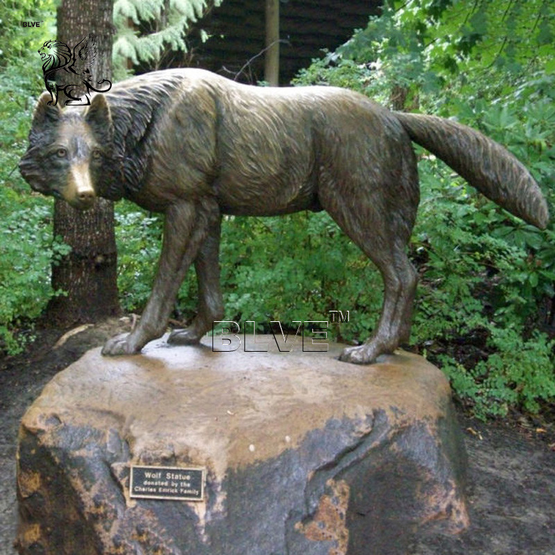  BLVE Bronze Wolf Statues Life Size Garden Metal Animal Sculpture Modern Outdoor Park Large Decor Manufactures