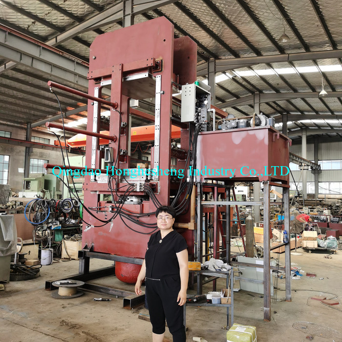  250mm Stroke 350*350mm Solid Tire Making Machine Rubber Vulcanizing Machine 2 Layer Manufactures