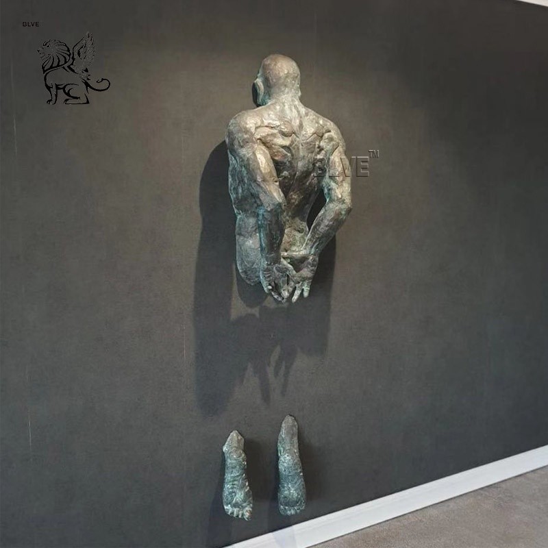  Custom Bronze Man Statue Cast Metal Carft Modern Abstract Art life size Manufactures
