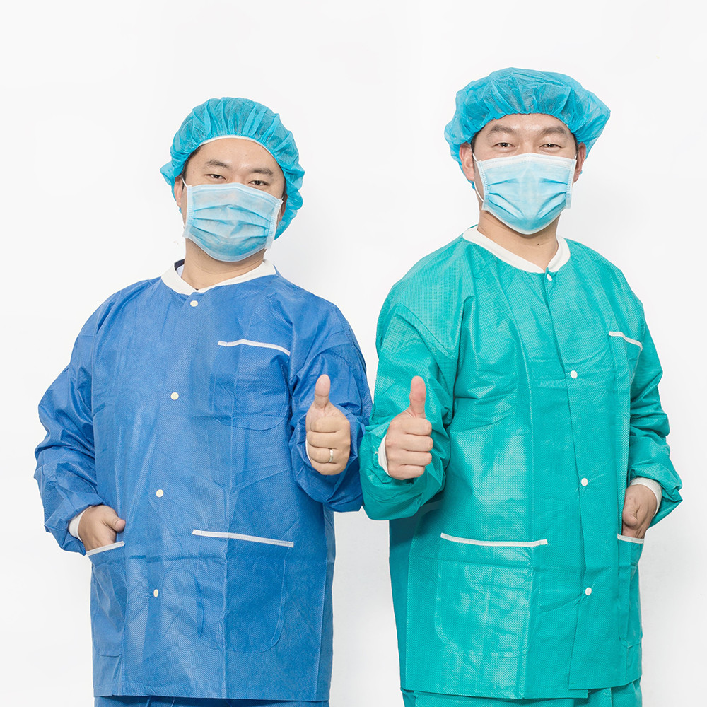  Nonwoven Sterile Medical Scrub Suits EO Sterile Disposable Medical Uniforms Manufactures