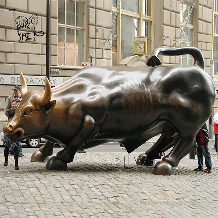  BLVE Famous Wall Street Bull Sculpture Large Garden Bronze Animal Statues Modern Art Metal Outdoor Decoration Manufactures