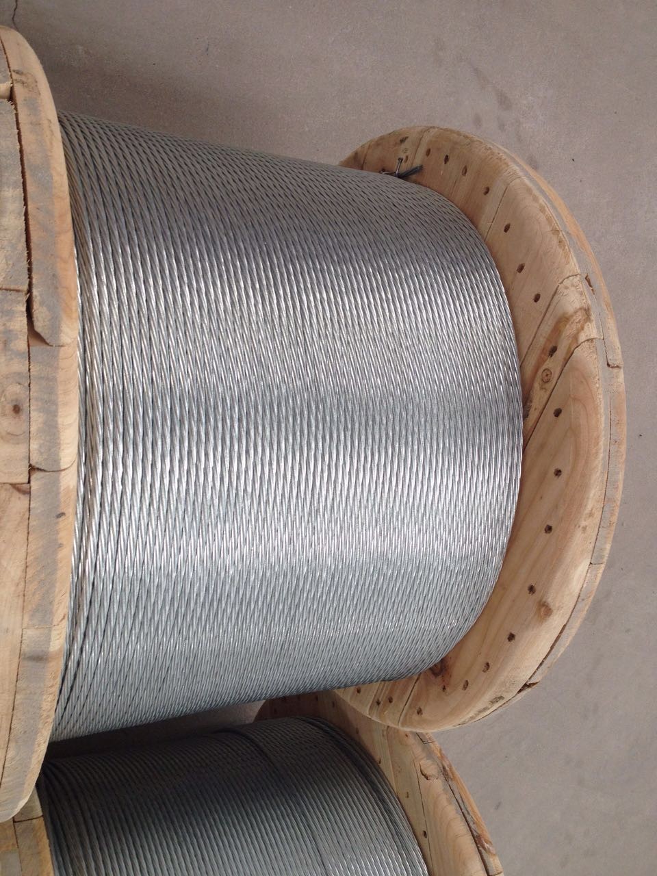  ASTM A 475 Galvanized Stranded Steel Wire For Overhead Fiber Optic Cable Manufactures