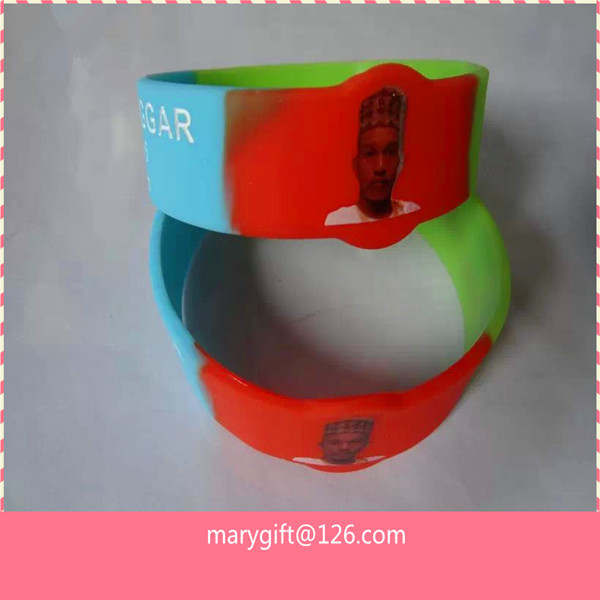 segemented color silicone wristband with CMYK printing