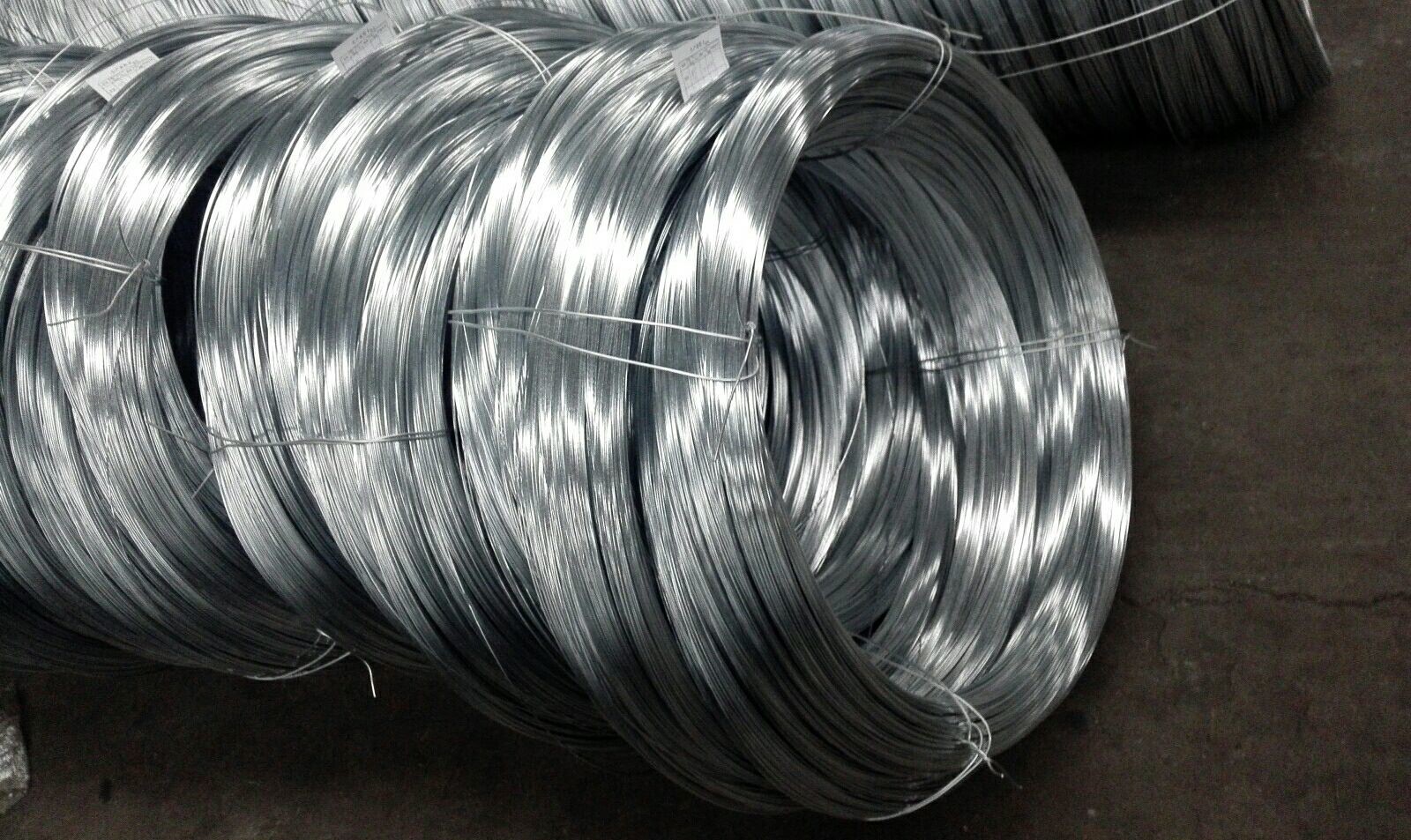  Heavy Zinc Coating Spring Galvanized Steel Wire 1.0-5.0mm Main Single For Stranded Conductors Manufactures