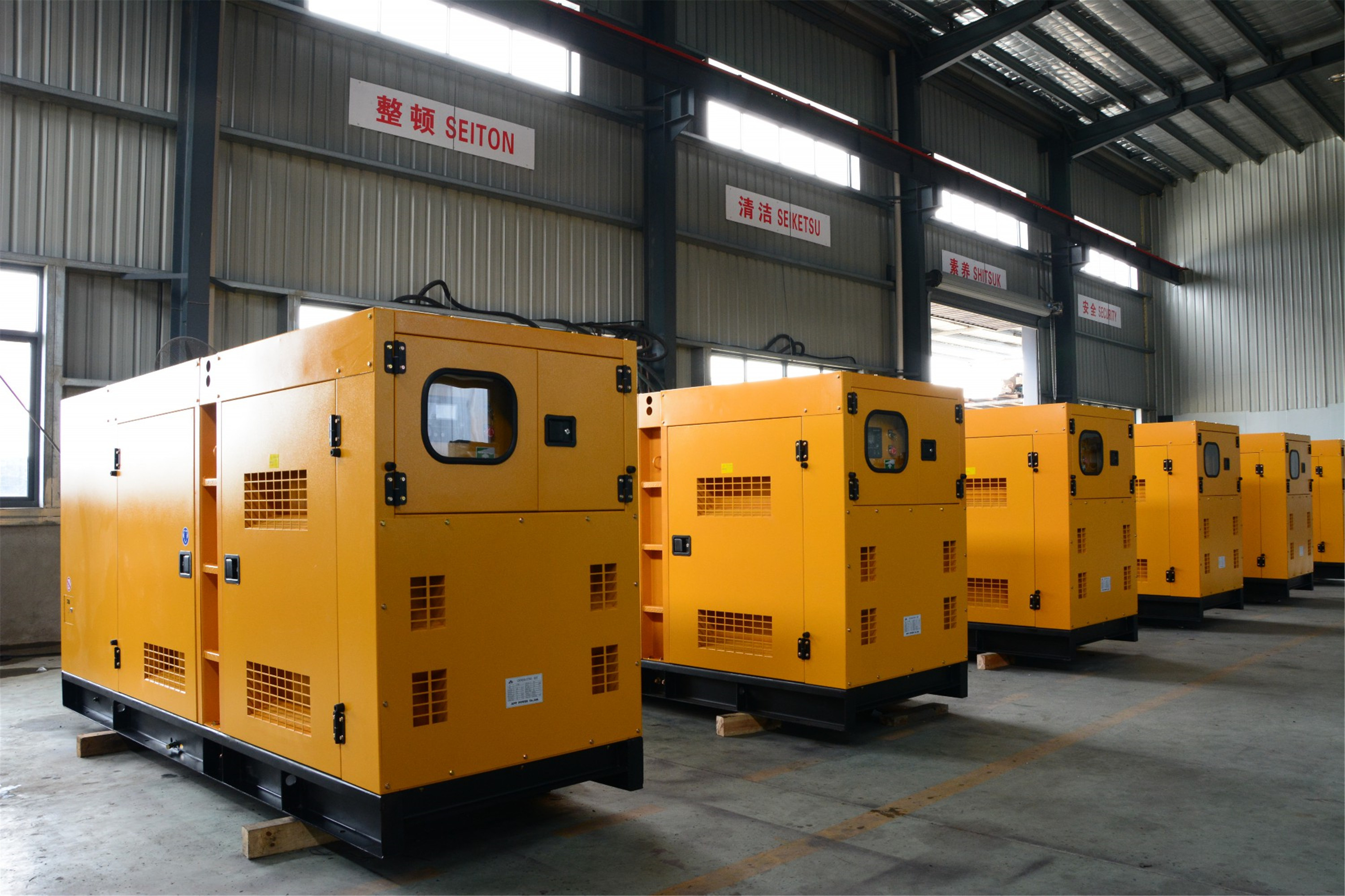  Chinese Brand Industrial Power Generator with Water Cooled System Running at 50Hz Manufactures