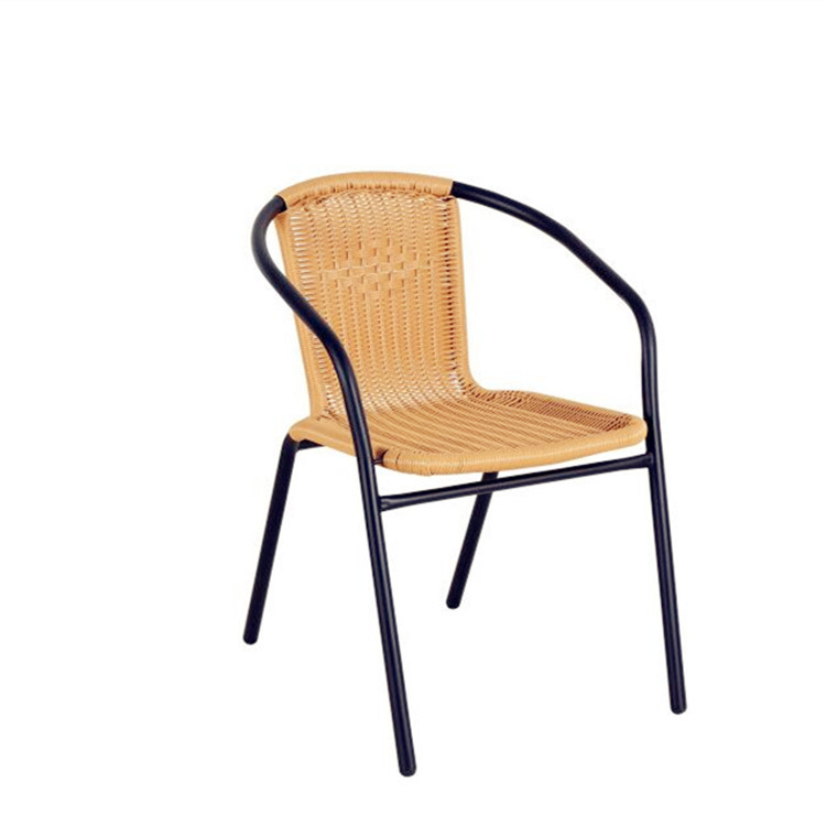  Skilled Weaving Pattern H73cm W53cm Rattan Garden Chairs Elegant Design Manufactures