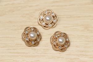  Rose Gold Personalised Buttons For Clothes 28L Ecofriendly Floral Patterned Manufactures