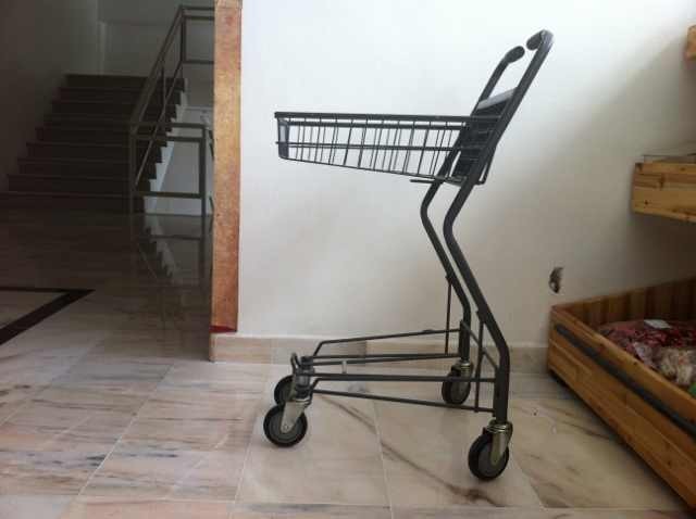  Japanese Metallic Supermarket Shopping Trolley / Grocery Cart With Wheels Manufactures