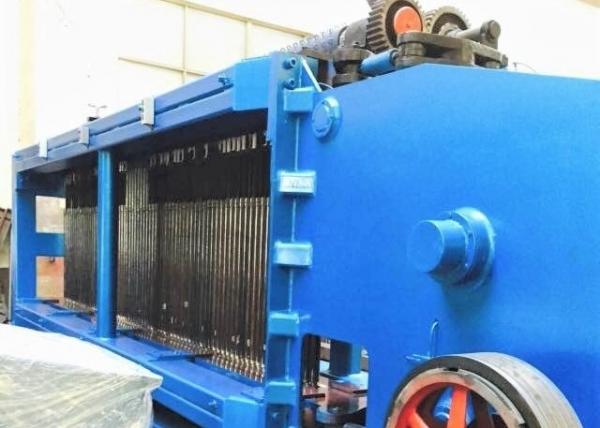 Quality Galvanized Heavy Duty Gabion Machine In Oil / Construction and Fence for sale