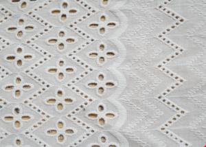  African Bridal Cotton Eyelet Lace Fabric , Embroidered Cotton Lace Curtain Fabric Manufactures