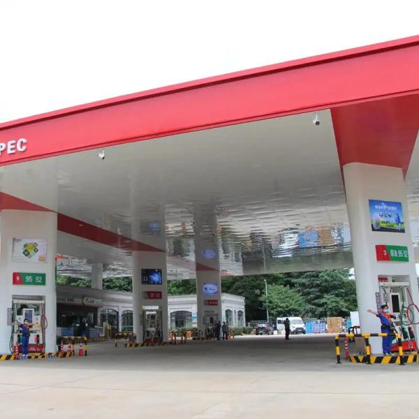 Q345 Prefabricated Gas Station Canopy Steel Structure EPS Roof