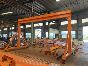  20-40m/Min Traveling Speed Overhead And Gantry Crane 3 Ton Customization Manufactures