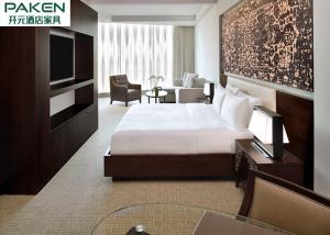China Oman JW Marriot Muscat Hotel King Room Walnut Veneer Furniture Sets Large Space Economic Design on sale