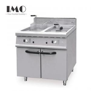 China 2022 Commercial Stainless Steel Gas Fryer 28Lx2 For Meat Chicken Potato Chips on sale