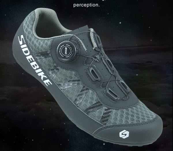 Rubber Outsole Casual Cycling Shoes Geometry Design Body High Pressure Resistance