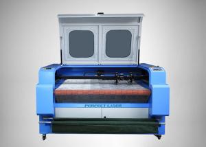 China High Power CO2 Laser Cutting Machine / Auto Feeding Garment Laser Cutting Machine on sale