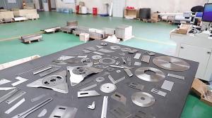  Customized efficient round blade saw blade circular blade for dry cutting disc Manufactures