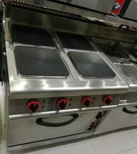 Western Kitchen Equipment Commercial Gas Stove 4 Burner with Down Oven 700*700*850+70mm Manufactures