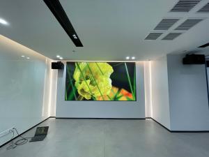 China P5 Led Advertising Digital Display Board Video Wall on sale