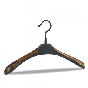  SGS Wooden Pattern Black Metal Coat Hanger For Wardrobe Manufactures