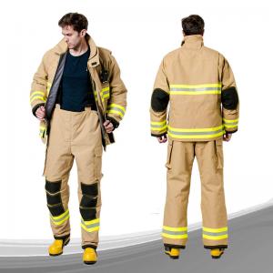 China Four Layers Lightweight FR Coveralls Various Size 17000pa Hydrostatic Pressure on sale