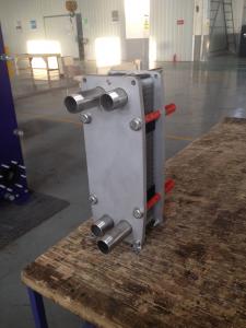  G32M Gasket Type NBR EPDM Sanitary Plate Heat Exchanger 15bar For Wort Cooling Food Beverage Industry Manufactures