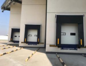  Customized Hydraulic Dock Leveler Lift Logistics Warehousing Unloading Port Manufactures