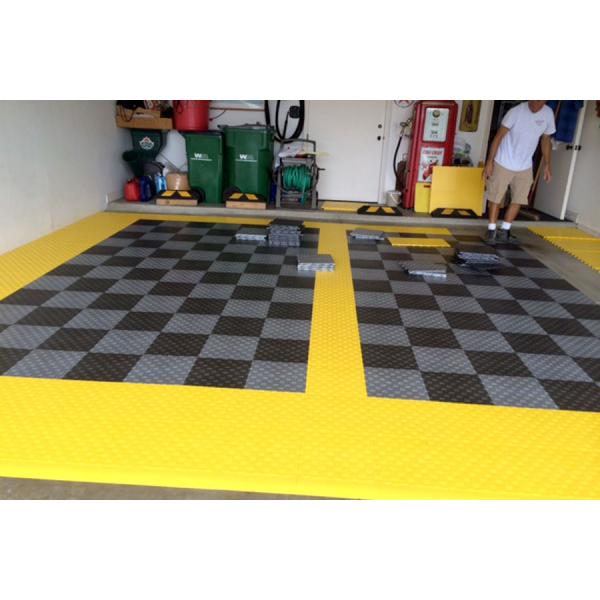 Multi Colour Interlocking Vinyl Floor Tile 500*500mm Coin Surface For Use In Garages Workshop And Factories