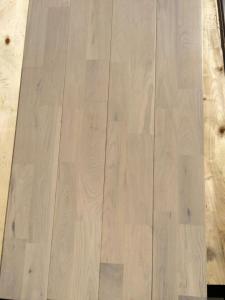 China 2 strips solid oak wooden flooring, rustic CD grade & different stains on sale