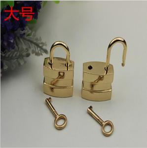 China HOT SALE OEM design durable light gold cheap zinc alloy decorative padlock with key on sale