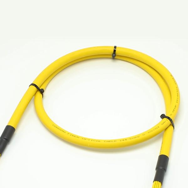 Low Loss MPO Fanout Cable Large Quantity Core 1M 144F SMG657A1 MPO APC to MPO APC Breakout Fiber Optic Patch Cord