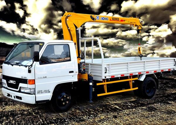 Quality Best Selling Weight Transportation Boom Truck Mounted Crane , 4.2 T.M 2.1 ton for sale