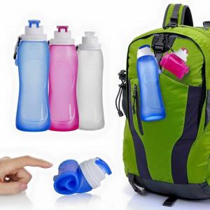  Best Outdoor Promotion Gifts Stainless Steel Hook Portable Foldable Silicone Drinking Water Bottle of Travelling Product Manufactures